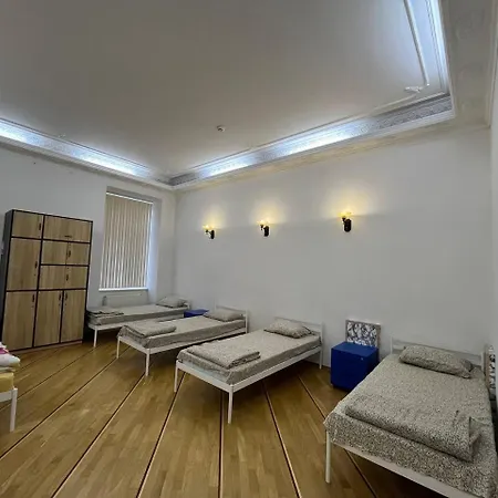 центрум апартаментс Leópolis