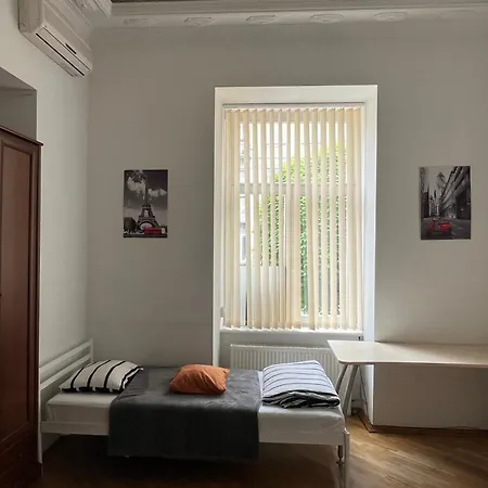 центрум апартаментс Lviv