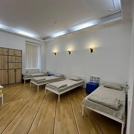 Hotel центрум апартаментс *